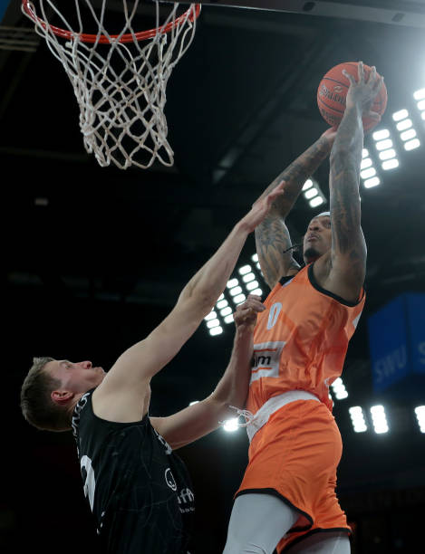 高期待与不 高期待与不