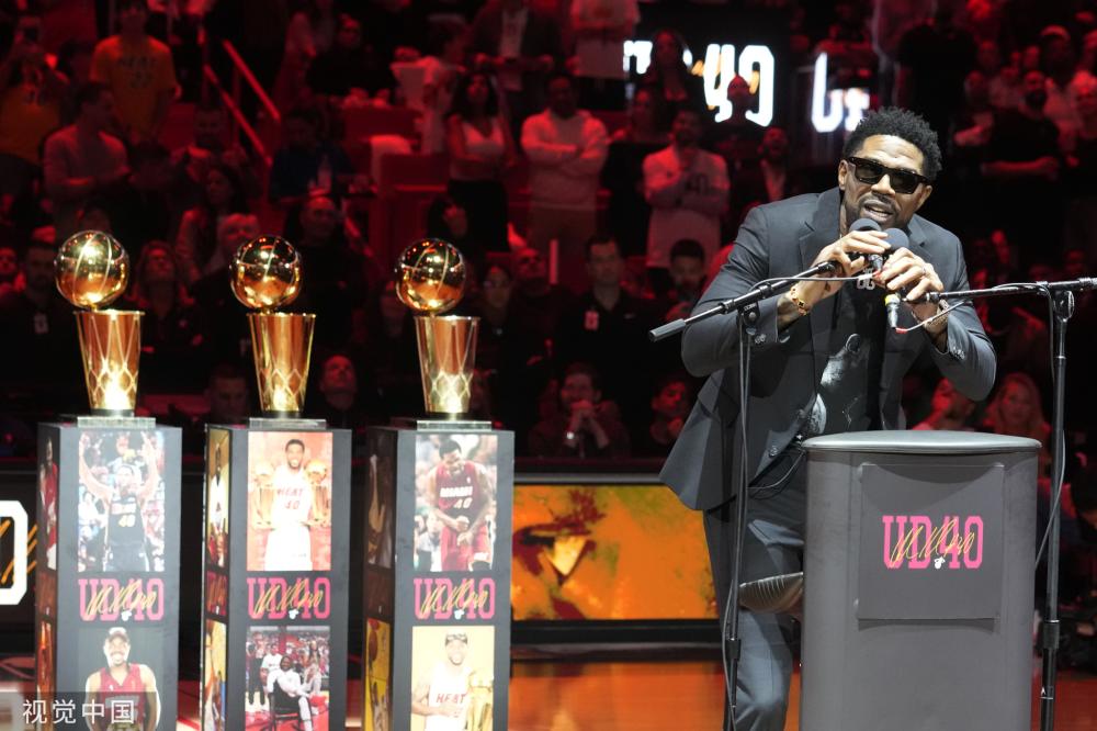 为富勒姆创 为富勒姆创