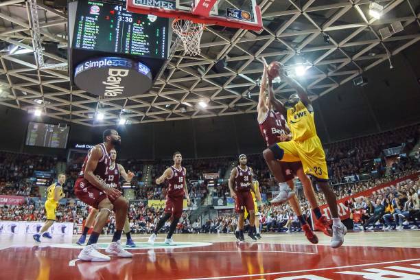 在防守端表 在防守端表